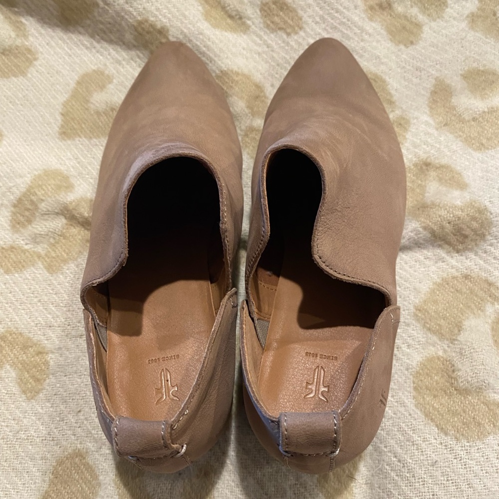 Frye 8.5 - Picture 4 of 8